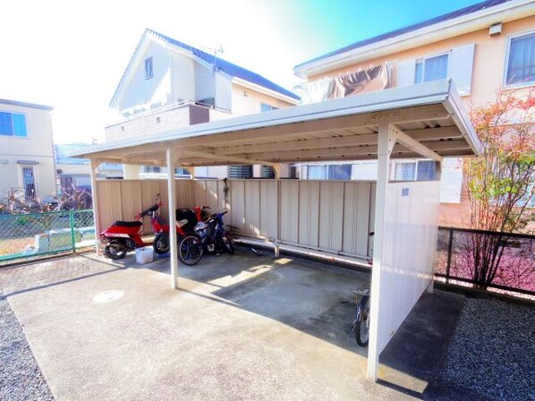 清水駅 バス13分  飯田小学校入口下車：停歩3分 1階の物件外観写真